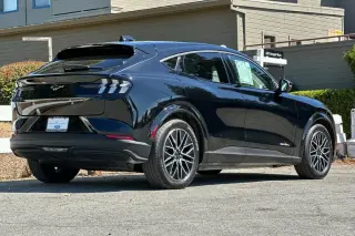 Ford Mustang Mach-E 2025 AWD Premium 4dr SUV