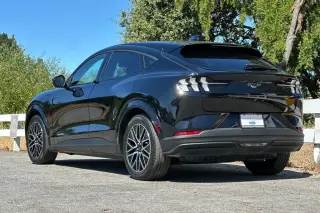 Ford Mustang Mach-E 2025 AWD Premium 4dr SUV