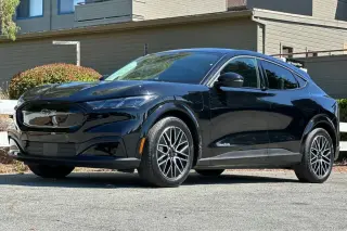 Ford Mustang Mach-E 2025 AWD Premium 4dr SUV