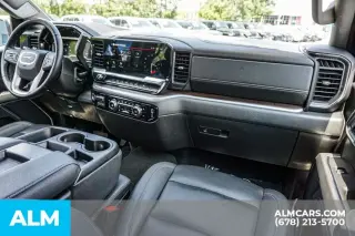 GMC Sierra 1500 2025 4x2 SLT 4dr Crew Cab 5.8 ft. SB