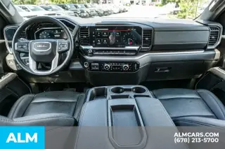 GMC Sierra 1500 2025 4x2 SLT 4dr Crew Cab 5.8 ft. SB