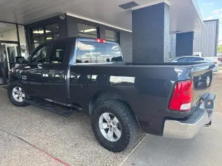 Ram 1500 Classic 2019 4x2 Tradesman 4dr Quad Cab 6.3 ft. SB Pickup