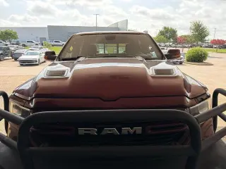 Ram 1500 2020 4x4 Laramie 4dr Crew Cab 5.6 ft. SB Pickup