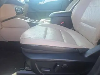 Ford Escape 2022 SEL 4dr SUV