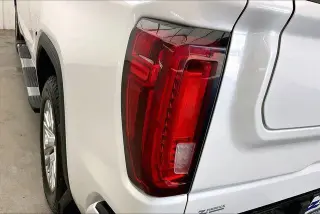 GMC Sierra 1500 2021 4x4 Denali 4dr Crew Cab 5.8 ft. SB
