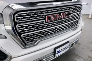 GMC Sierra 1500 2021 4x4 Denali 4dr Crew Cab 5.8 ft. SB