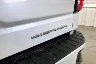 GMC Sierra 1500 2021 4x4 Denali 4dr Crew Cab 5.8 ft. SB