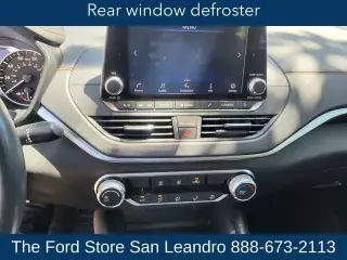 Nissan Altima 2019 2.5 SR 4dr Sedan
