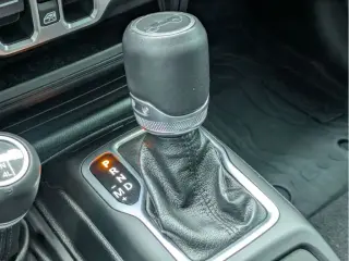 Jeep Wrangler Unlimited 2020 4x4 Sahara 4dr SUV