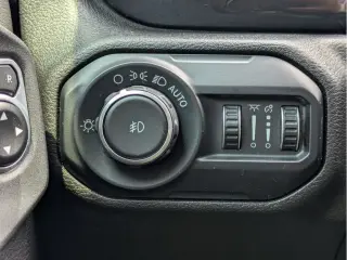 Jeep Wrangler Unlimited 2020 4x4 Sahara 4dr SUV