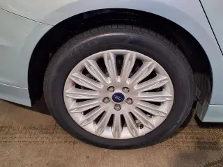 Ford Fusion Hybrid 2013 SE 4dr Sedan