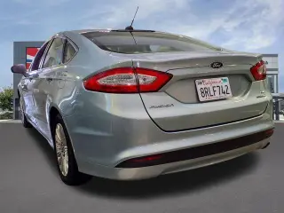 Ford Fusion Hybrid 2013 SE 4dr Sedan
