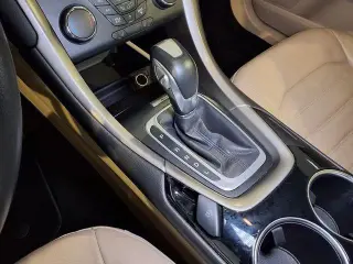 Ford Fusion Hybrid 2013 SE 4dr Sedan