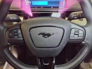 Ford Mustang Mach-E 2023 Select 4dr SUV