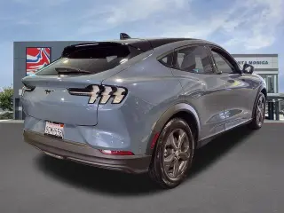 Ford Mustang Mach-E 2023 Select 4dr SUV