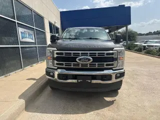 Ford F-250 Super Duty 2023 4x4 King Ranch 4dr Crew Cab 6.8 ft. SB Pickup