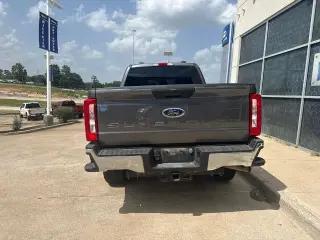 Ford F-250 Super Duty 2023 4x4 King Ranch 4dr Crew Cab 6.8 ft. SB Pickup