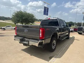 Ford F-250 Super Duty 2023 4x4 King Ranch 4dr Crew Cab 6.8 ft. SB Pickup