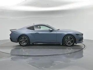 Ford Mustang 2025 EcoBoost 2dr Fastback