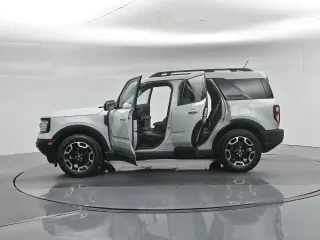 Ford Bronco Sport 2023 AWD Outer Banks 4dr SUV