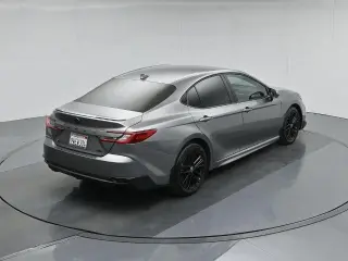 Toyota Camry 2025 SE 4dr Sedan
