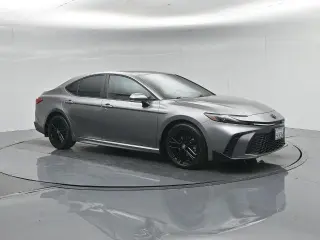 Toyota Camry 2025 SE 4dr Sedan