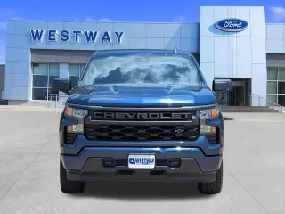 Chevrolet Silverado 1500 2022 4x2 Custom 4dr Crew Cab 5.8 ft. SB