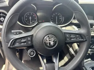 Alfa Romeo Stelvio 2020 Base 4dr Crossover