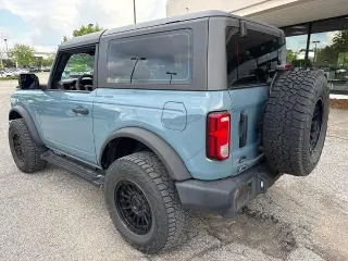 Ford Bronco 2022 4x4 Base 2dr SUV