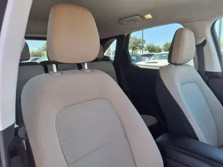 Ford Escape 2022 SE 4dr SUV