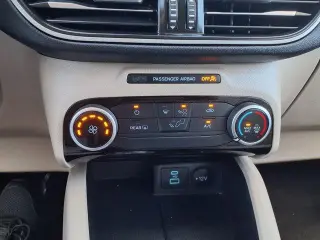 Ford Escape 2022 SE 4dr SUV