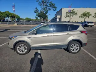 Ford Escape 2018 SEL 4dr SUV