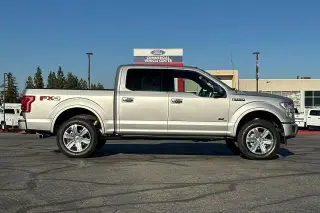 Ford F-150 2017 4x4 XLT 4dr SuperCrew 5.5 ft. SB