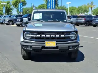 Ford Bronco 2021 4x4 Base 4dr SUV