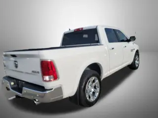 Ram 1500 2018 4x4 Laramie 4dr Crew Cab 5.5 ft. SB Pickup