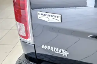 Ram 1500 2018 4x2 Laramie 4dr Crew Cab 5.5 ft. SB Pickup