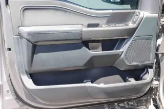 Ford F-150 2023 4x2 XL 4dr SuperCrew 5.5 ft. SB