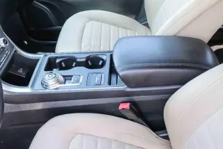 Ford Edge 2023 AWD SE 4dr Crossover