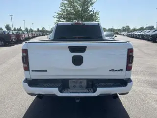 Ram 1500 2023 4x4 Lone Star 4dr Crew Cab 5.6 ft. SB Pickup