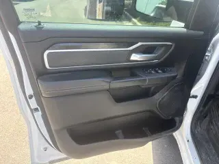 Ram 1500 2023 4x4 Lone Star 4dr Crew Cab 5.6 ft. SB Pickup