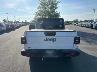 Jeep Gladiator 2021 4x4 Rubicon 4dr Crew Cab 5.0 ft. SB