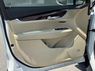 Cadillac XT5 2017 4x4 Premium Luxury 4dr SUV