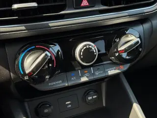 Hyundai KONA 2023 SEL 4dr Crossover