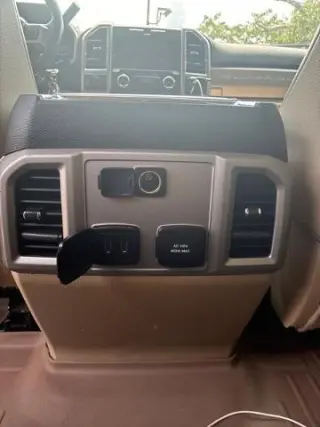 Ford F-250 Super Duty 2018 4x4 Limited 4dr Crew Cab 8 ft. LB Pickup