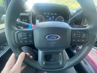 Ford F-150 2023 4x2 Lariat 4dr SuperCrew 6.5 ft. SB