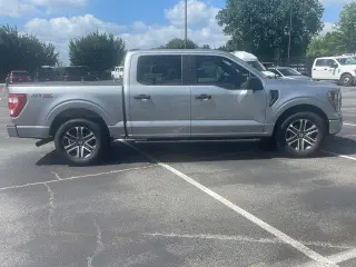 Ford F-150 2023 4x2 Lariat 4dr SuperCrew 6.5 ft. SB