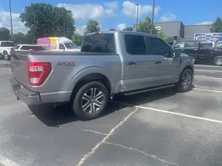 Ford F-150 2023 4x2 Lariat 4dr SuperCrew 6.5 ft. SB