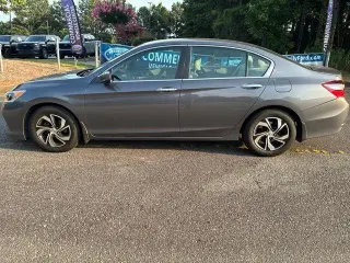 Honda Accord 2017 LX 4dr Sedan w/Honda Sensing