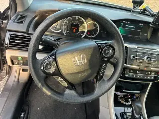Honda Accord 2017 LX 4dr Sedan w/Honda Sensing