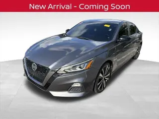 Nissan Altima 2019 2.5 SR 4dr Sedan